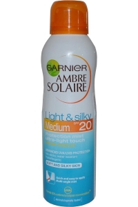 Ambre Solaire Light and Silky sun spray SPF20 Ambre Solaire Light and Silky sun spray SPF20